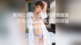 舞蹈学院女神妹子的两段不同类型舞蹈训练倒立动作 你喜欢哪一种