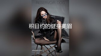 Ria 久留美在这个原宿风格的幻想中展示了她是多么可爱