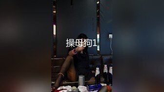 【极品稀缺破解摄像头】漂亮学生妹在家也会按耐不住摸逼玩几下 边看手机啪啪小视频边玩穴 这是缺男人了 (3)