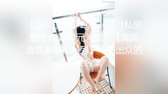 国产夫妻档,贵在真实,迷人少妇穿着开档黑丝被大哥擡腿侧入爆艹