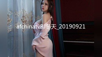 2023-6-25【爷青回探花】站街女随便挑，选了个不错御姐，到小房间开操